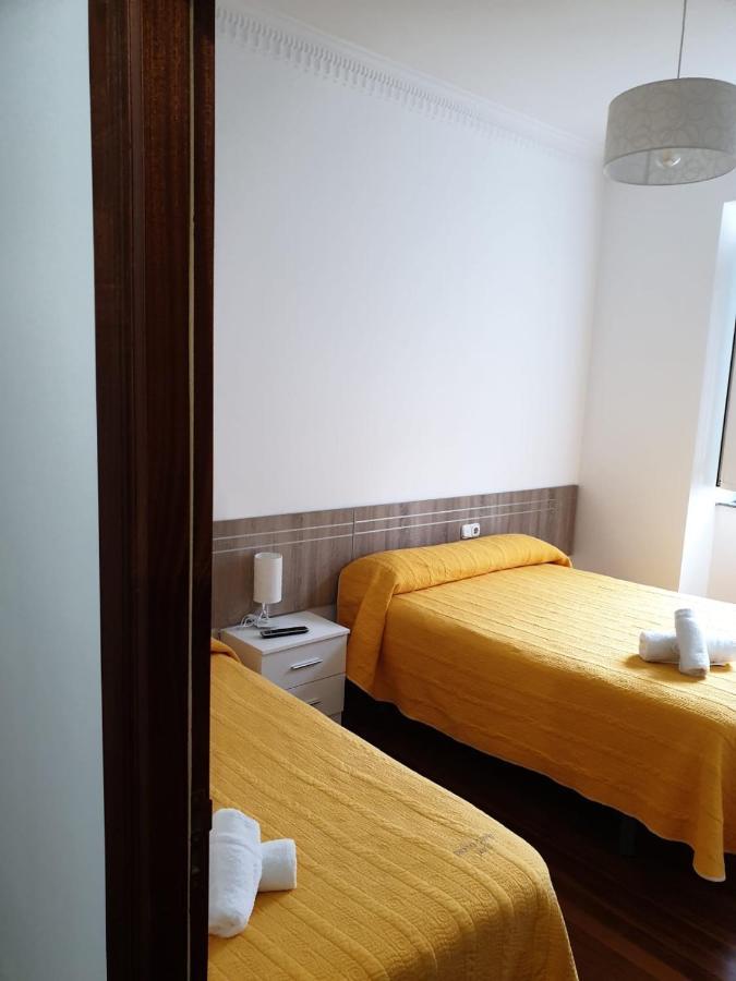 Pension Hedrass Сантьяго-де-Компостела Екстер'єр фото